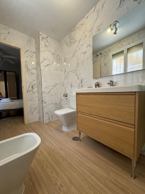 Apartamento En San Bernardo, El Barrio Torero 세비야 외부 사진
