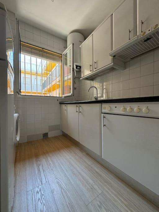 Apartamento En San Bernardo, El Barrio Torero 세비야 외부 사진